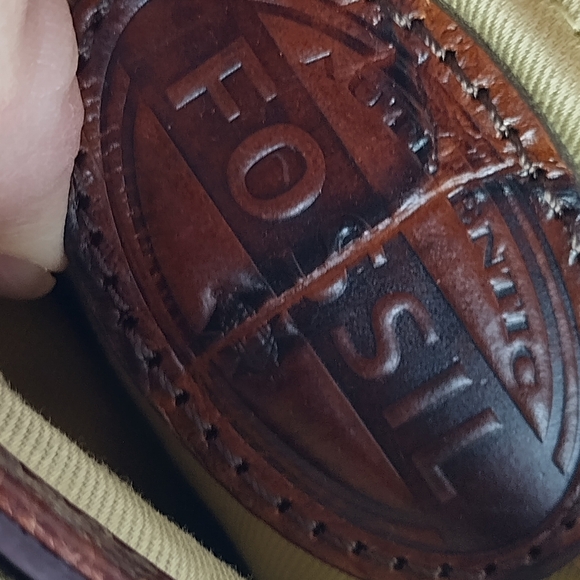 Fossil Brown Leather Turn Lock Croc Embossed Crossbody Bag w/ Key - Picture 9 of 16